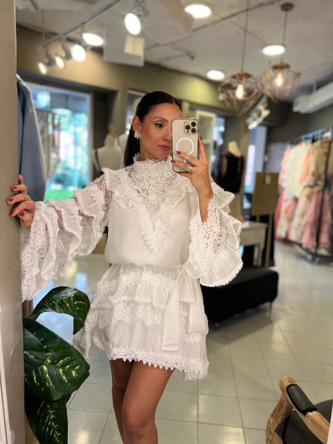 Vestido Blanco Apliques Boleros