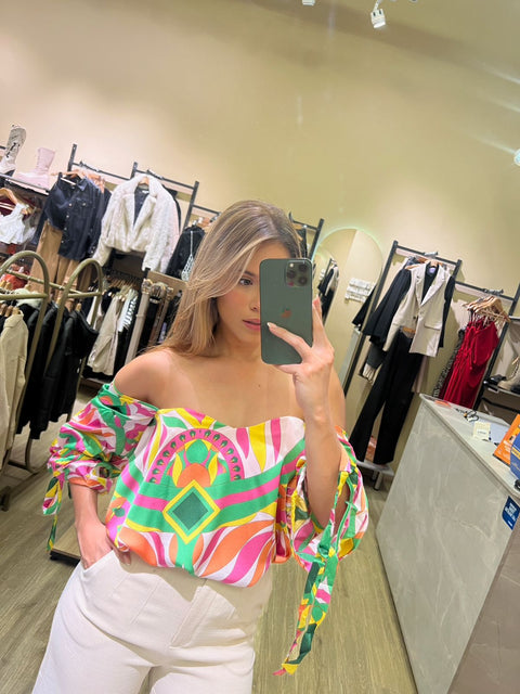 Camisa off shoulder